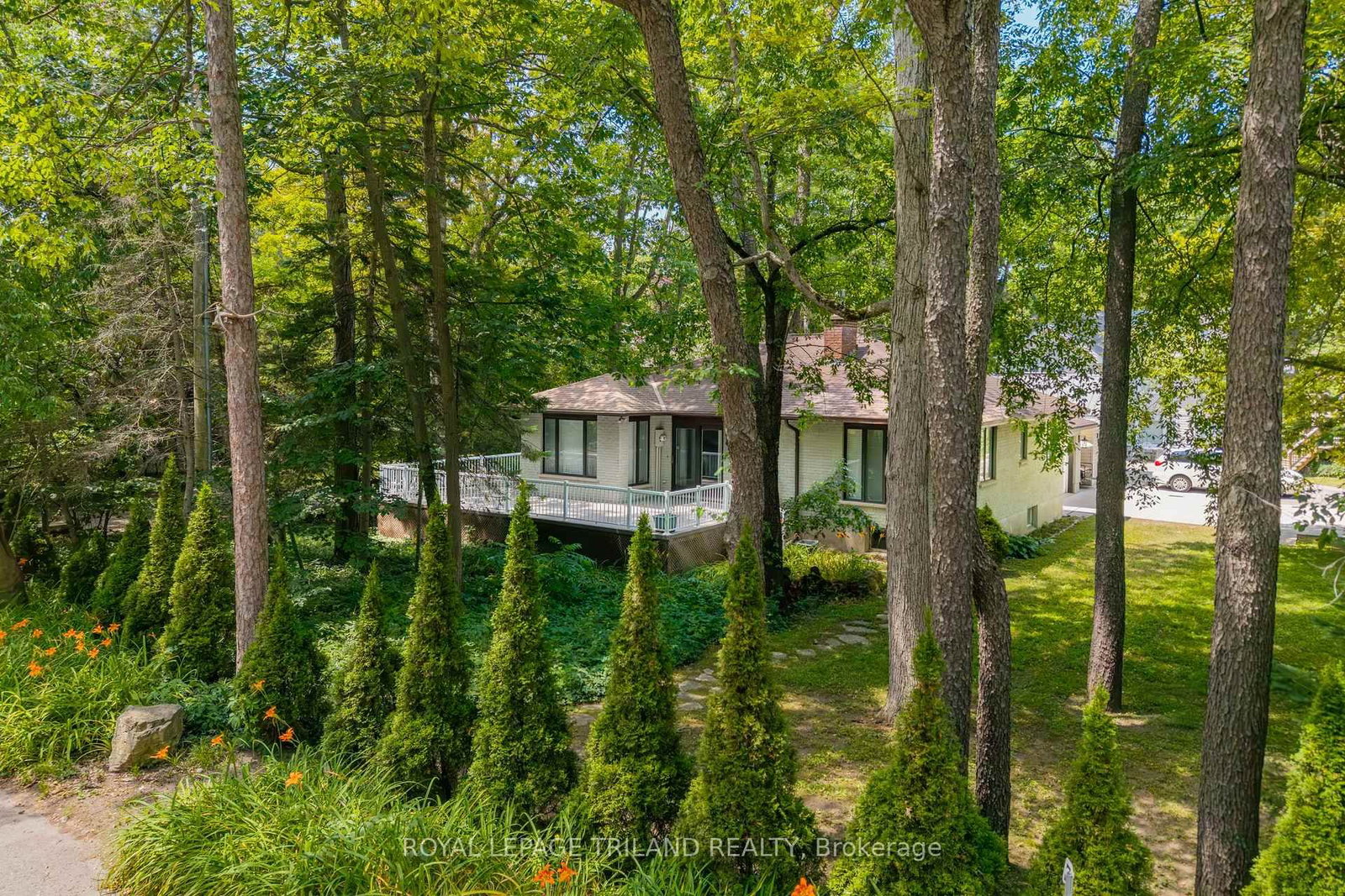 33 Forest Avenue • South Huron, ON photo 45
