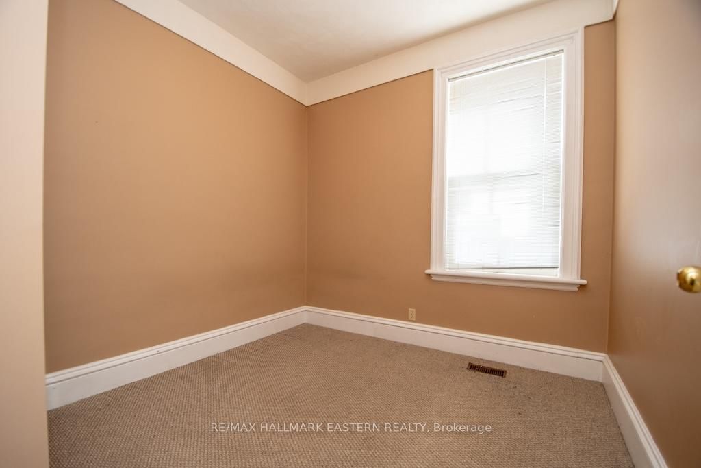 10 Hill Street • Selwyn, ON photo 11