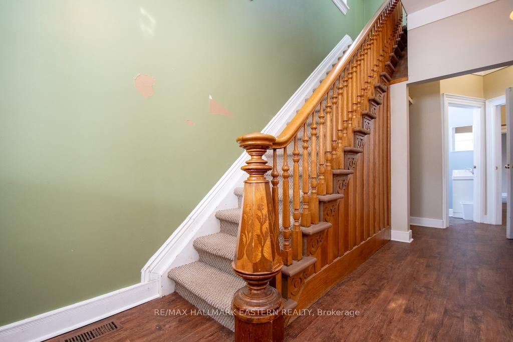 10 Hill Street • Selwyn, ON photo 5