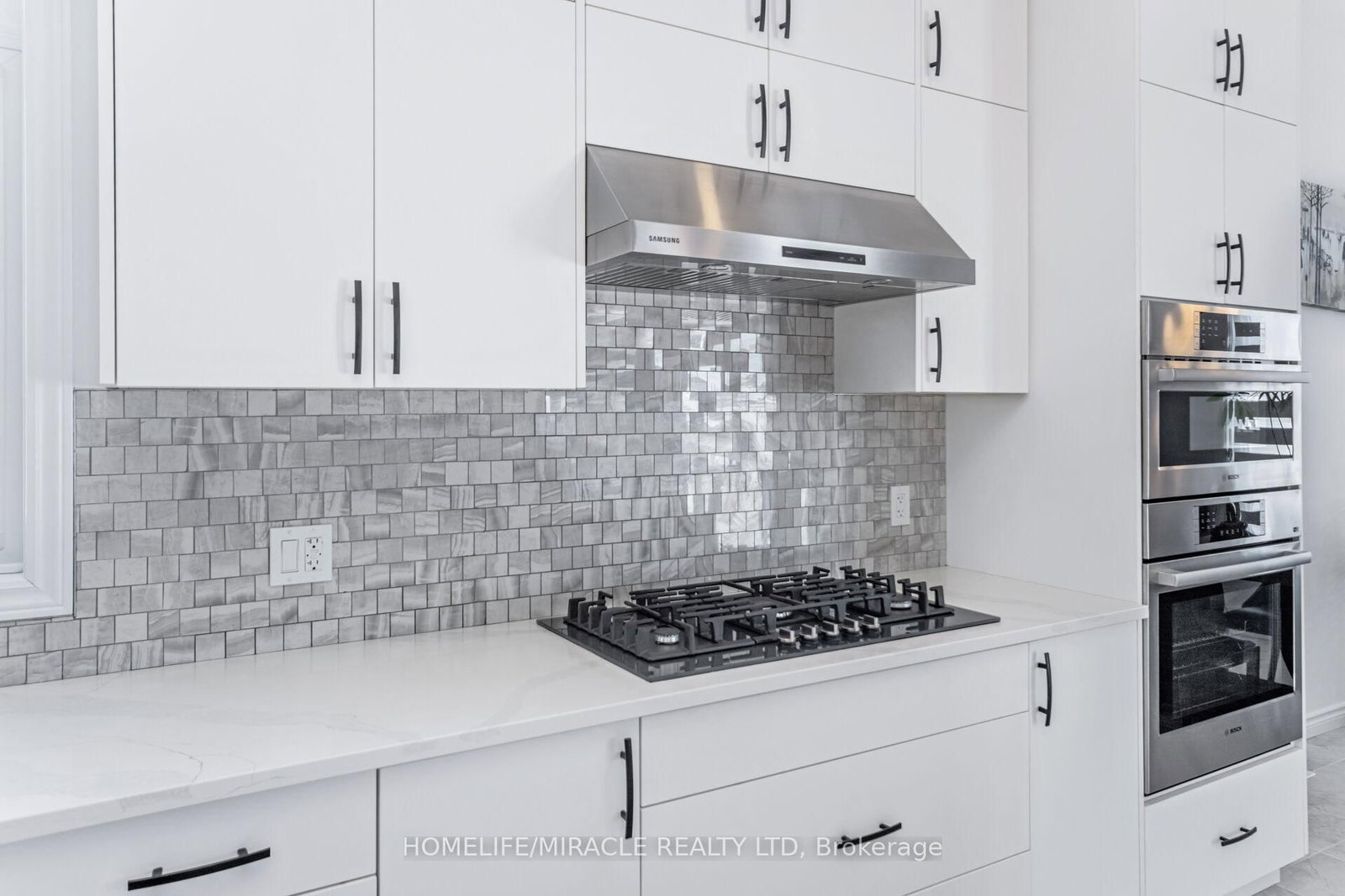 158 Savannah Ridge Drive • Brant, ON photo 14