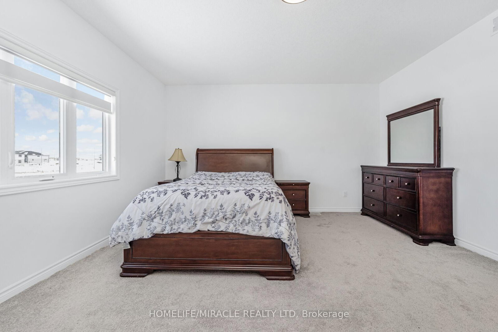 158 Savannah Ridge Drive • Brant, ON photo 27