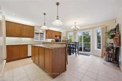 555 Killbear Court • Waterloo, ON photo 5