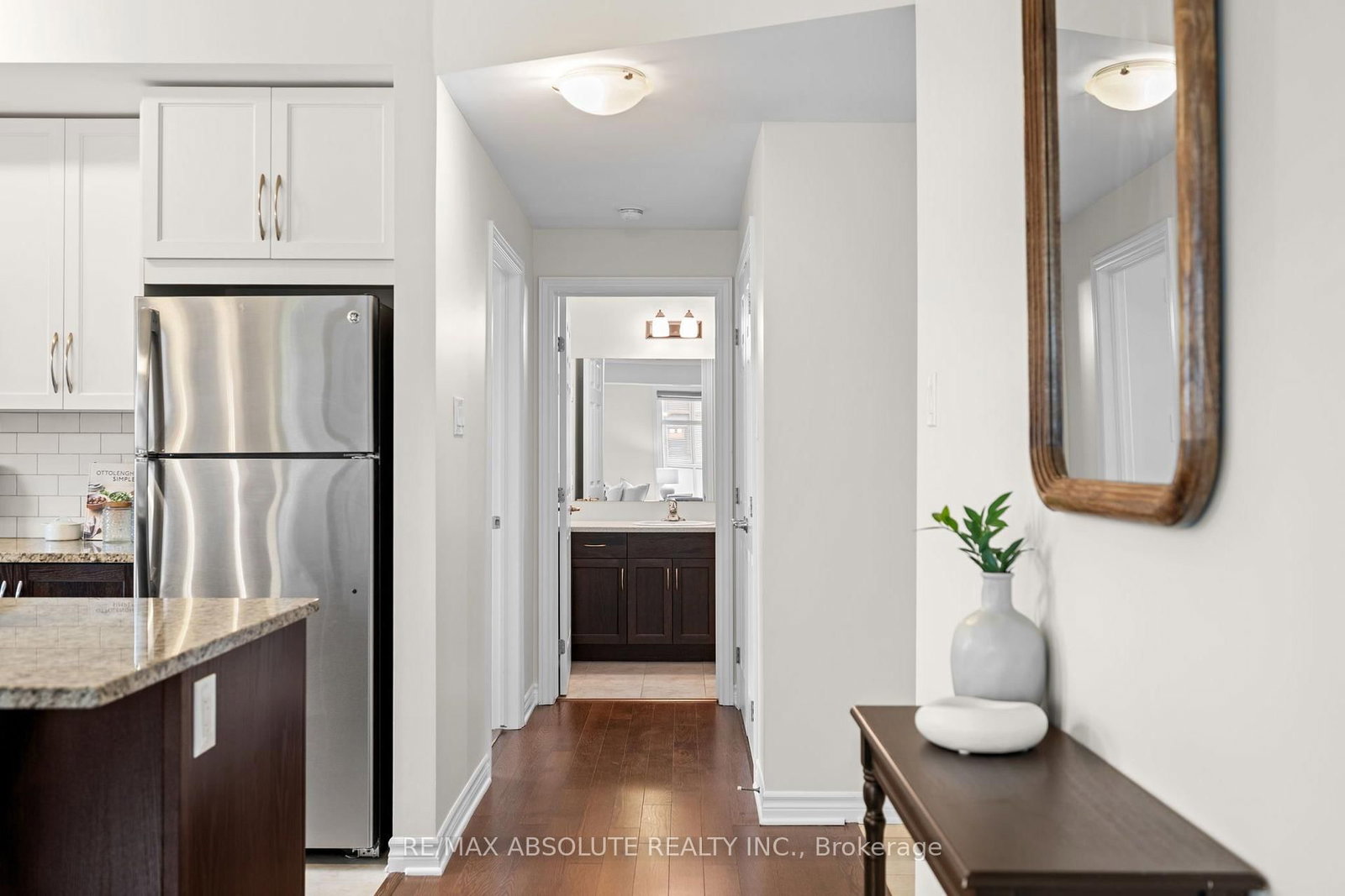 210 Janka Private • #203 • Ottawa, ON photo 16