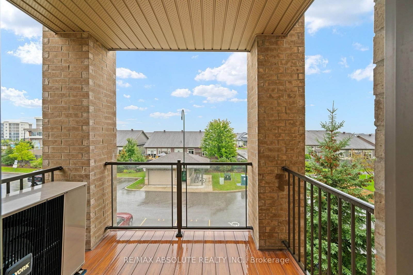210 Janka Private • #203 • Ottawa, ON photo 22
