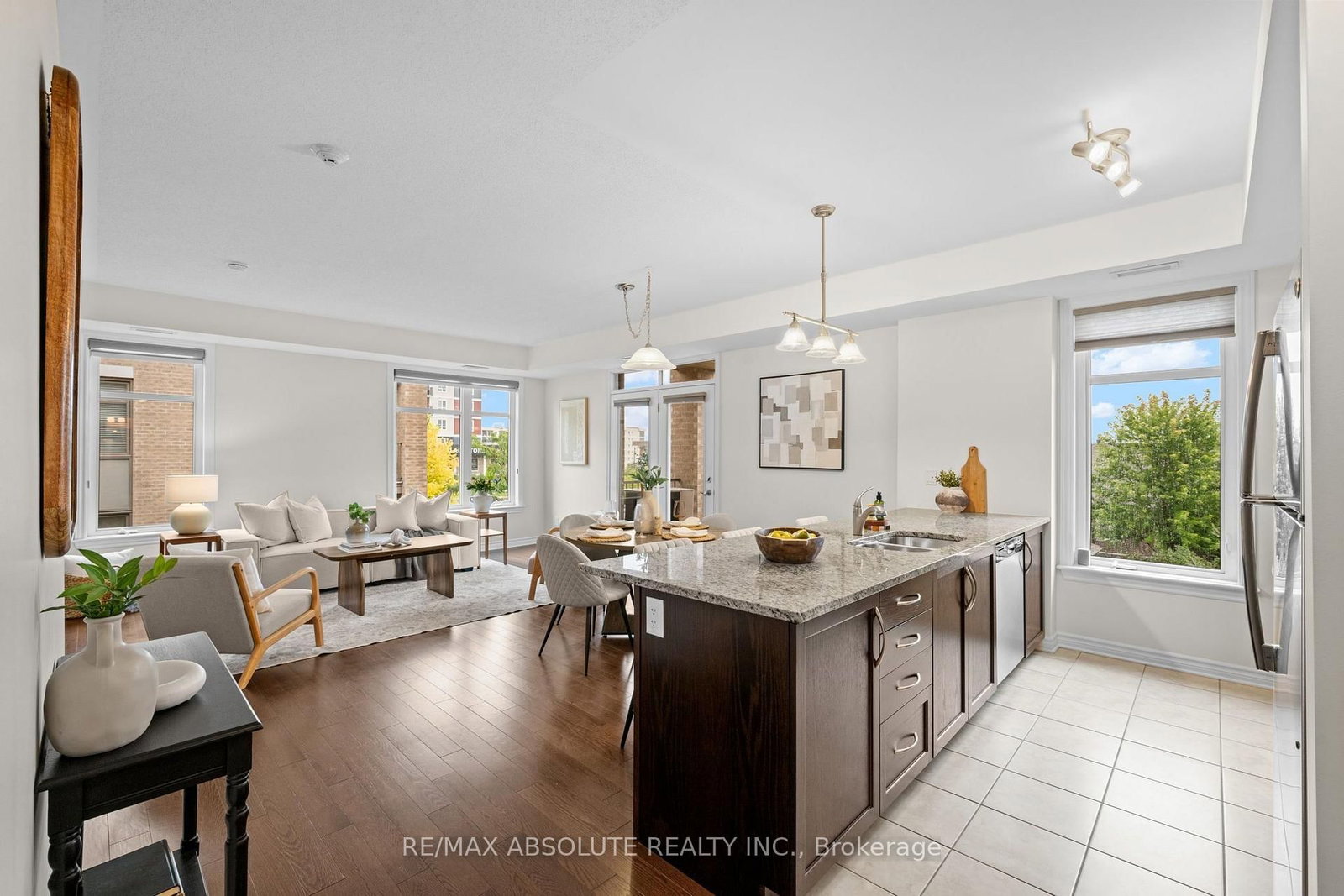 210 Janka Private • #203 • Ottawa, ON photo 6