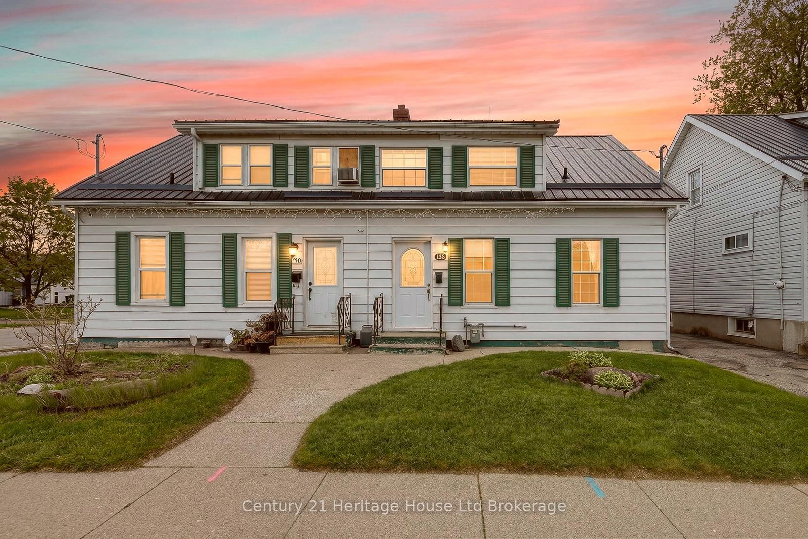 138 Main Street • Woodstock, ON photo 3