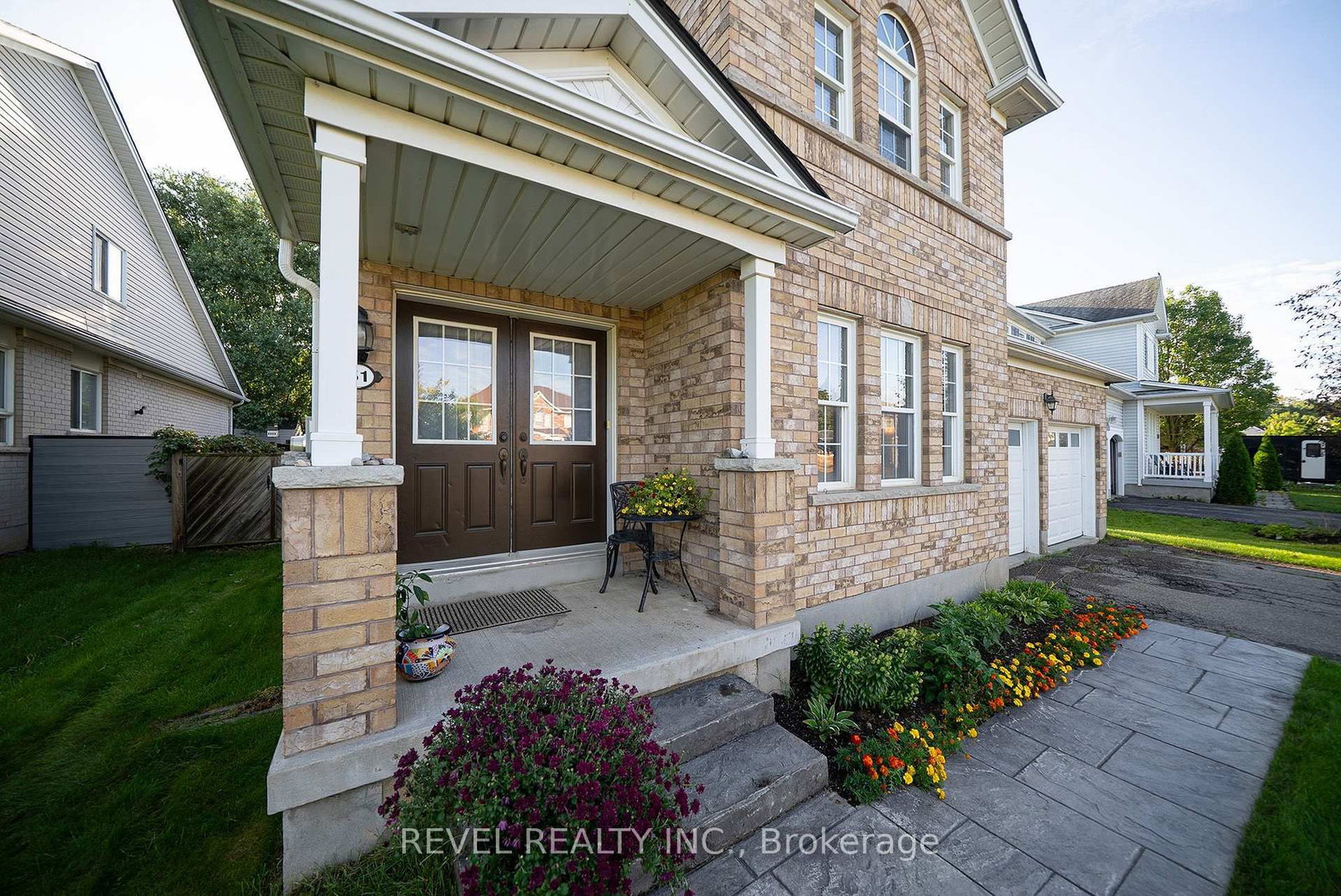 51 Webb Avenue • Brantford, ON photo 5