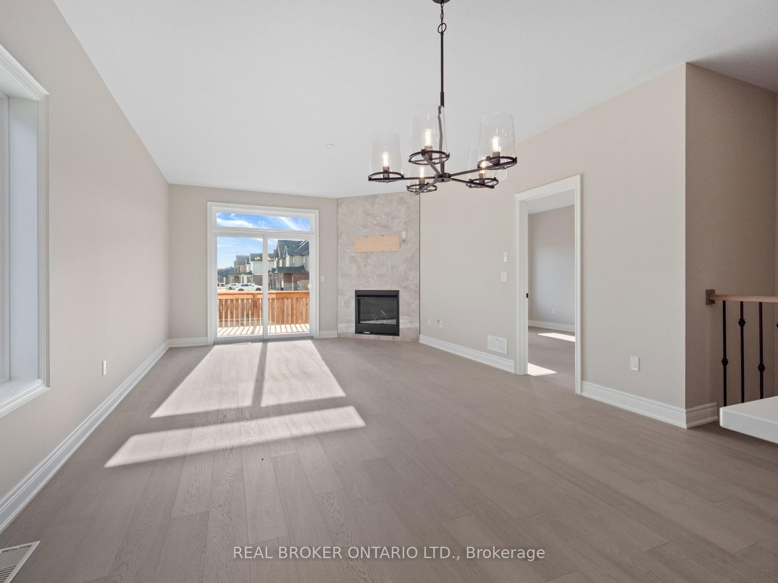 26 AUSTIN Drive • Welland, ON photo 16