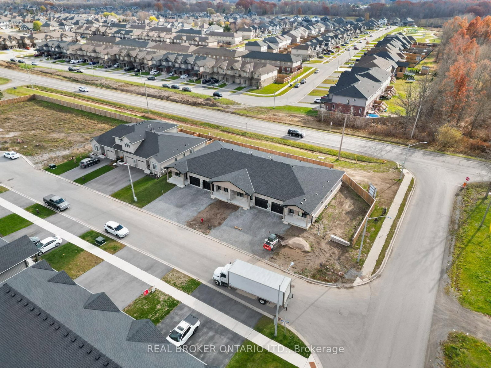 26 AUSTIN Drive • Welland, ON photo 38