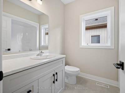26 AUSTIN Drive • Welland, ON photo 6