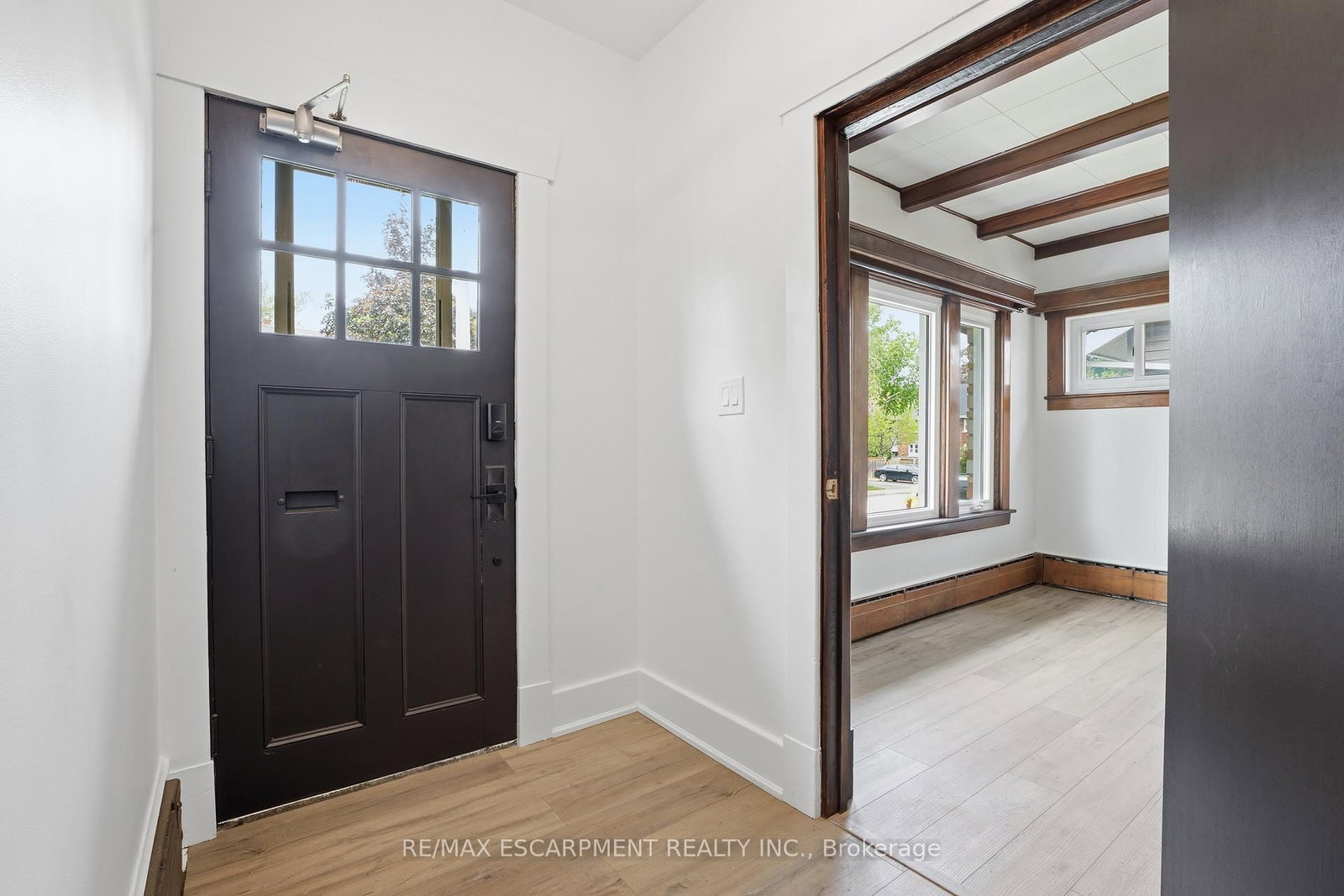 167 Balmoral Avenue S • Hamilton, ON photo 3