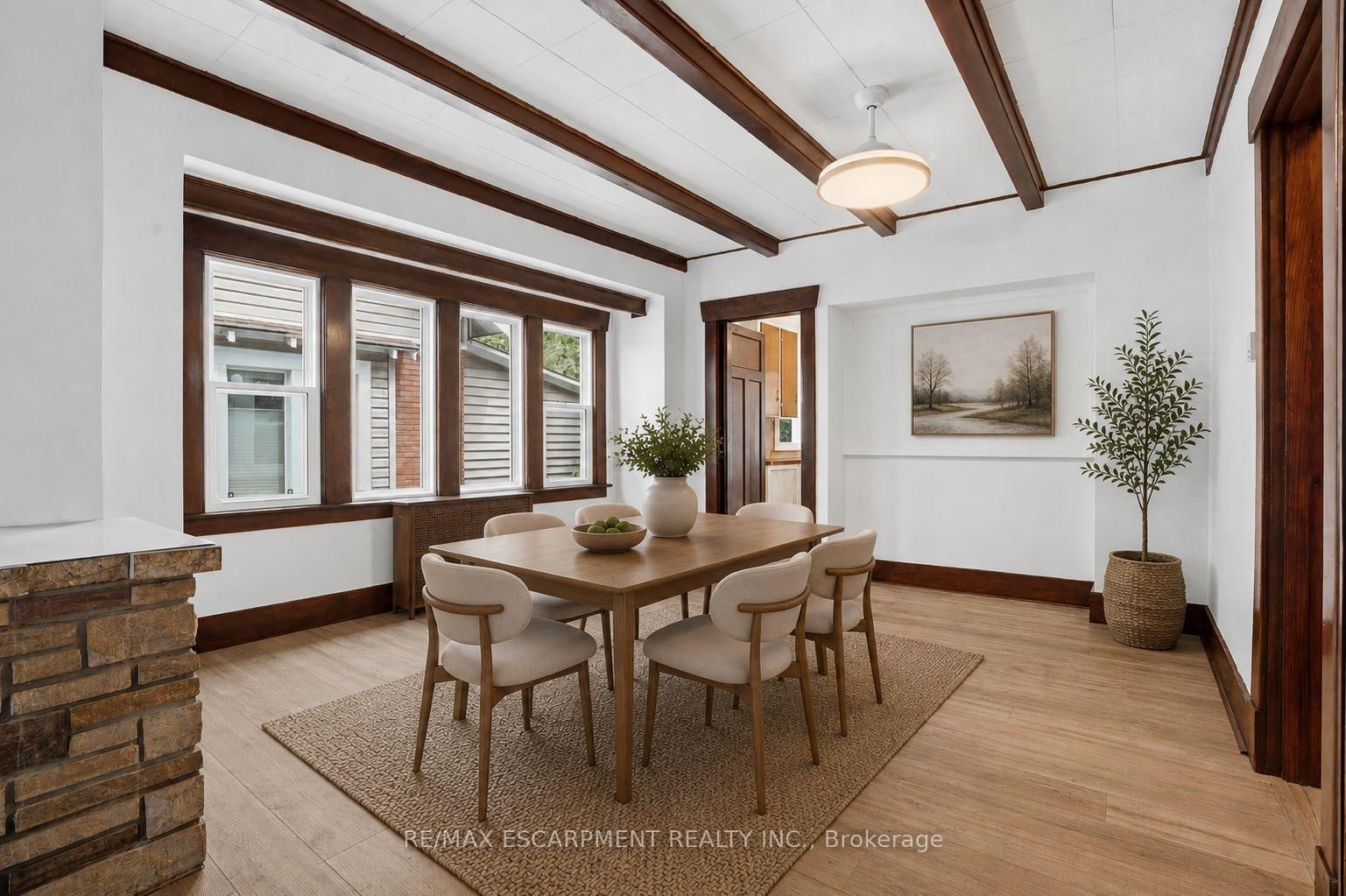 167 Balmoral Avenue S • Hamilton, ON photo 8