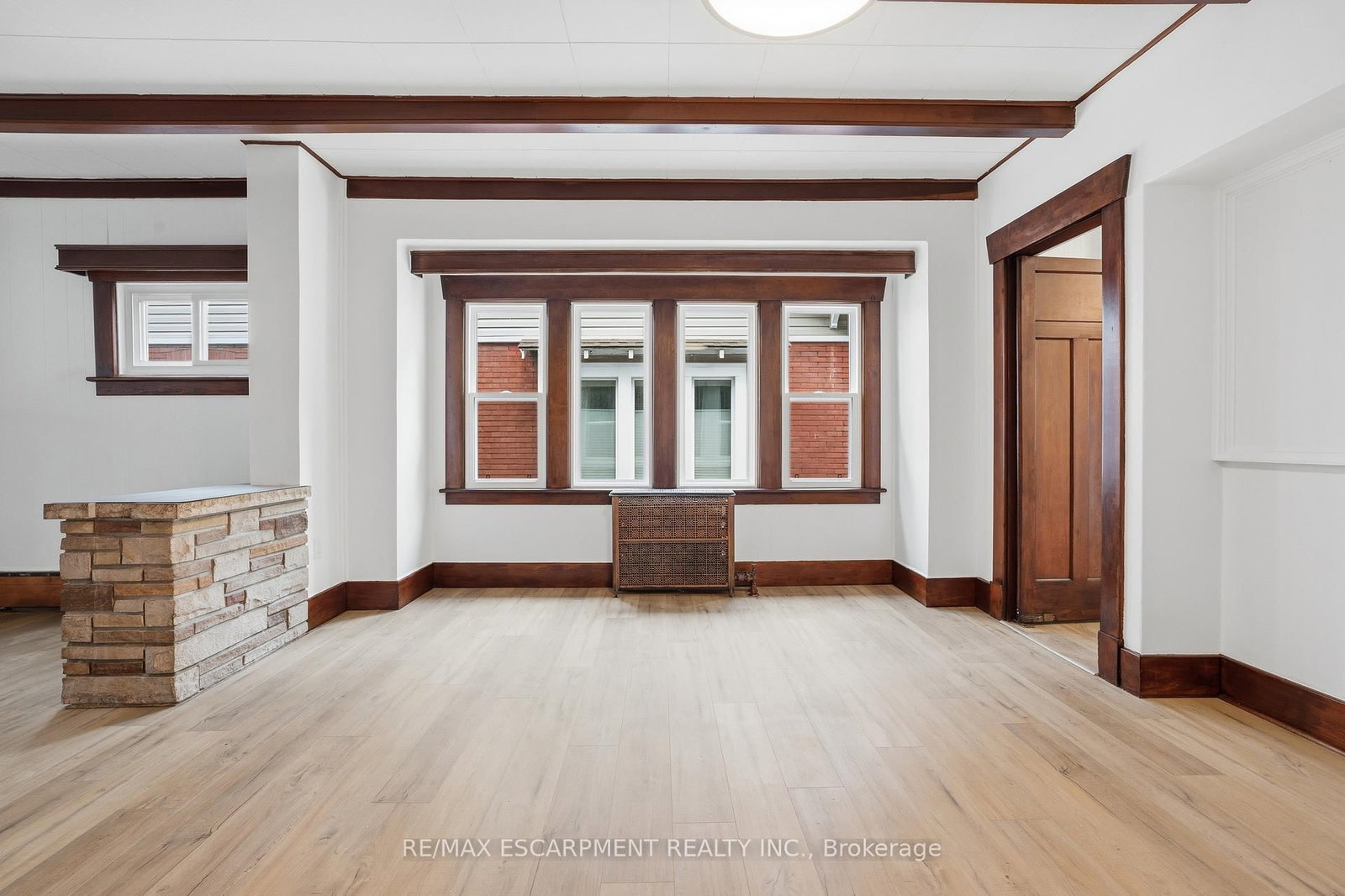 167 Balmoral Avenue S • Hamilton, ON photo 9