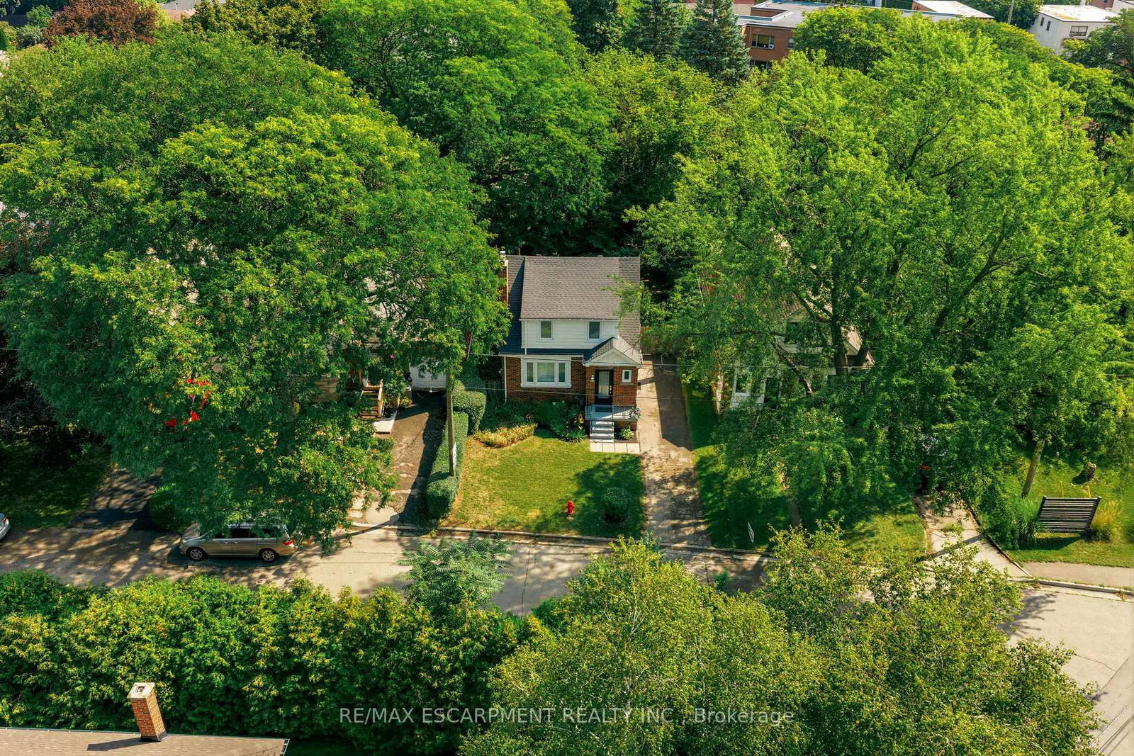 13 Allan Avenue • Hamilton, ON photo 28