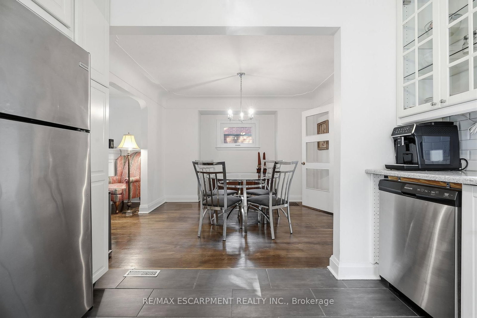 13 Allan Avenue • Hamilton, ON photo 8