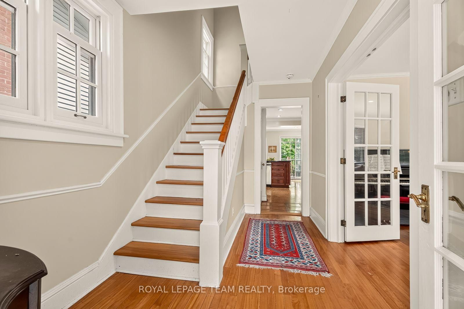 170 Acacia Avenue • Ottawa, ON photo 14