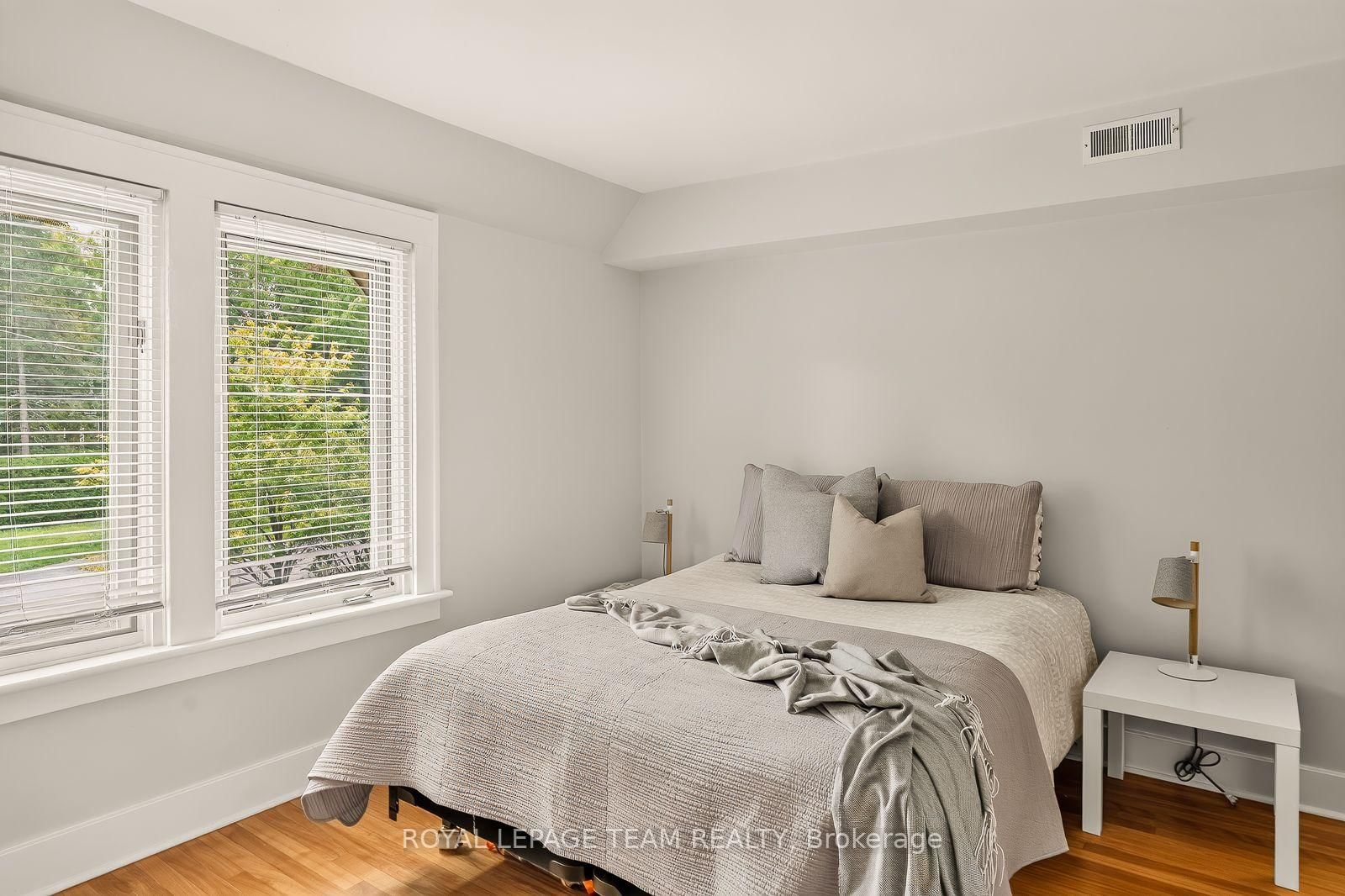 170 Acacia Avenue • Ottawa, ON photo 24
