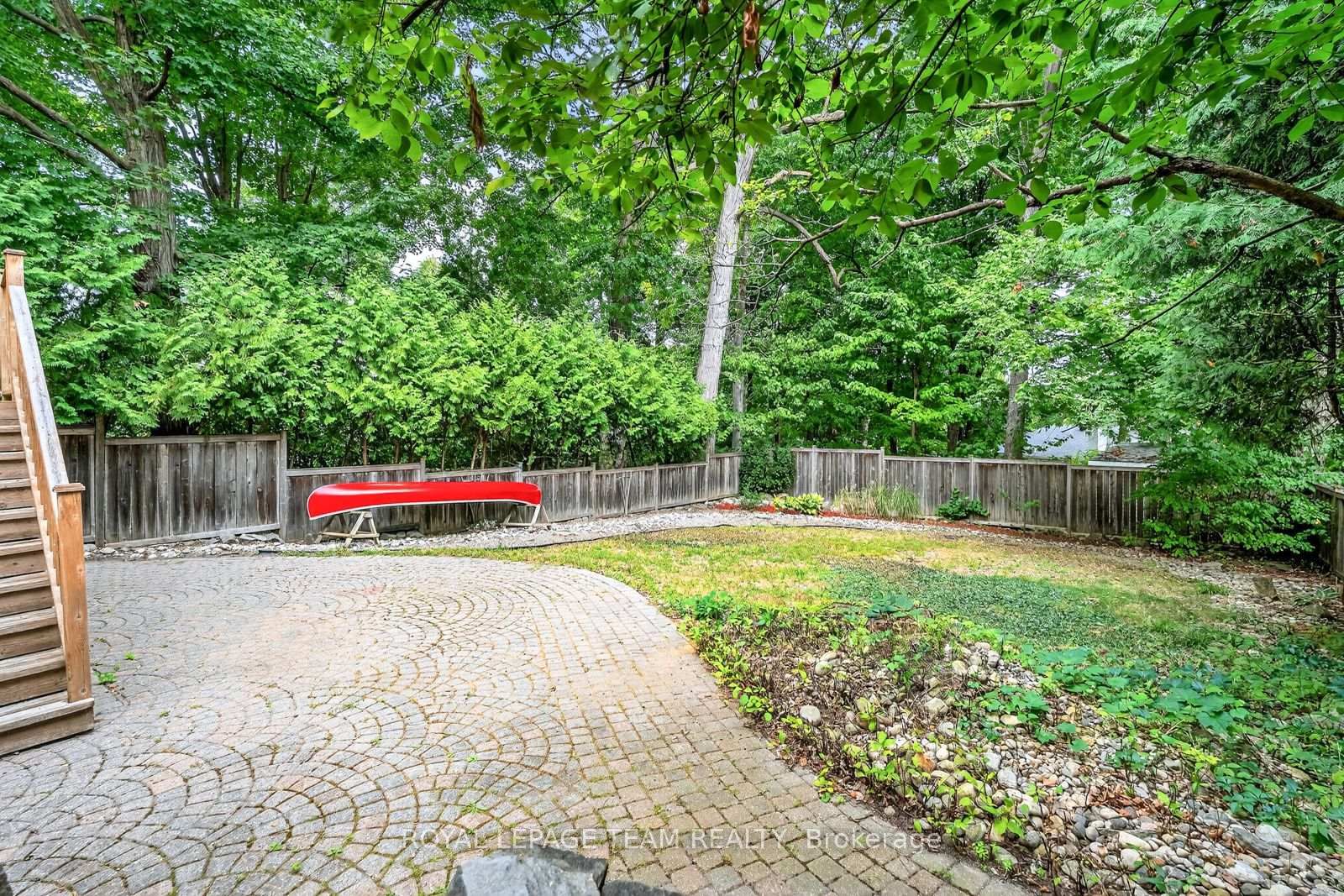 170 Acacia Avenue • Ottawa, ON photo 39