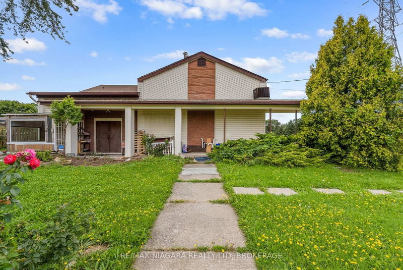 319 Davis St photo 2