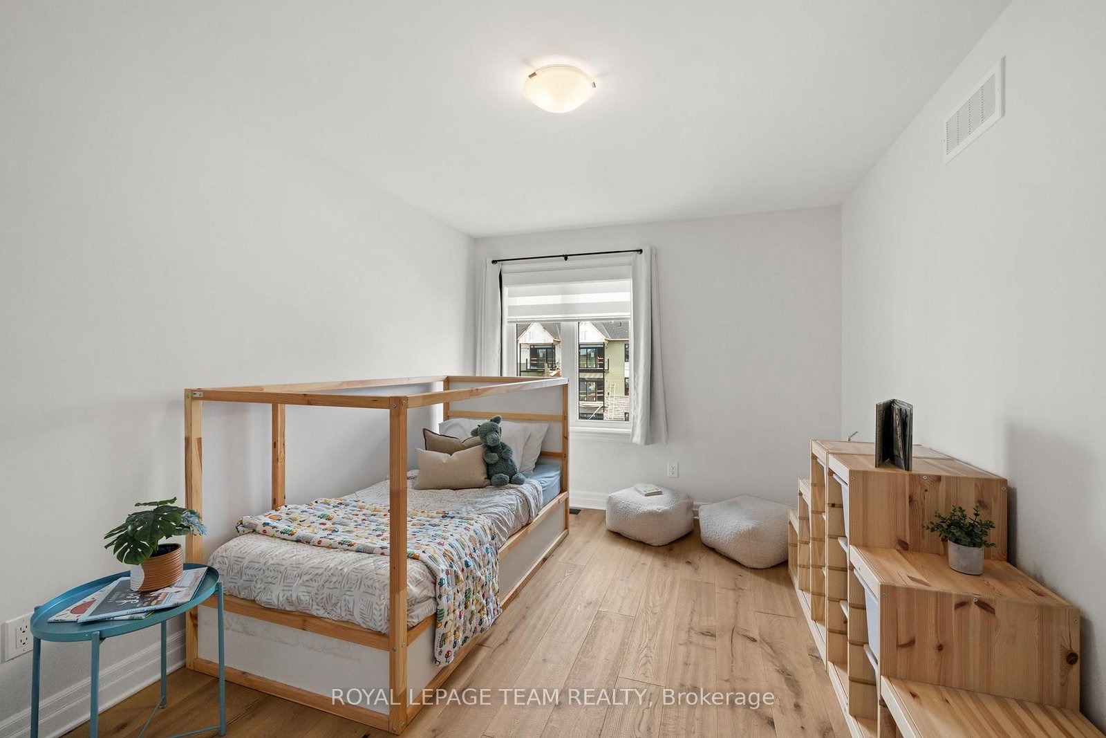 915 Embankment Street • Ottawa, ON photo 30