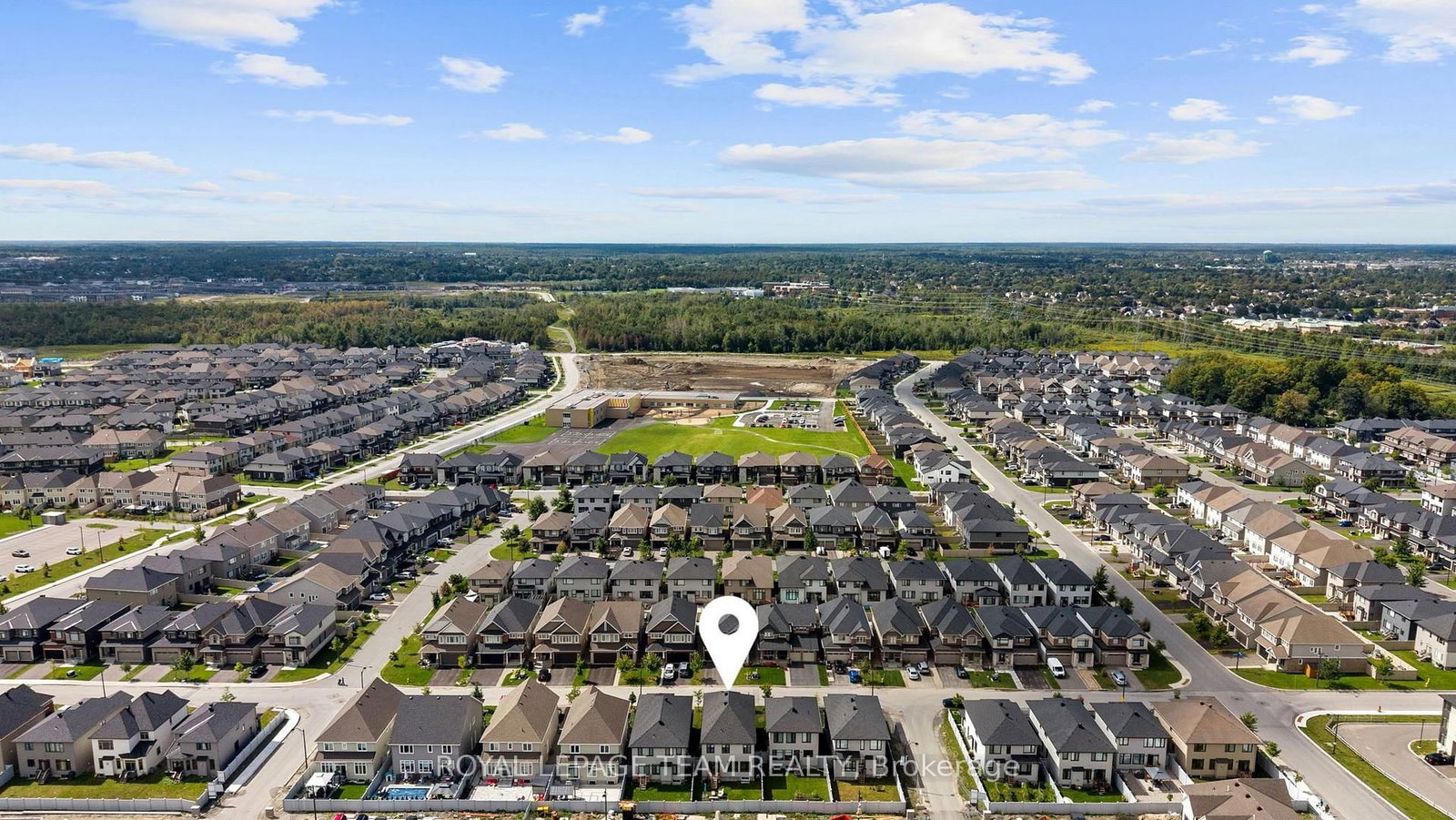 915 Embankment Street • Ottawa, ON photo 41