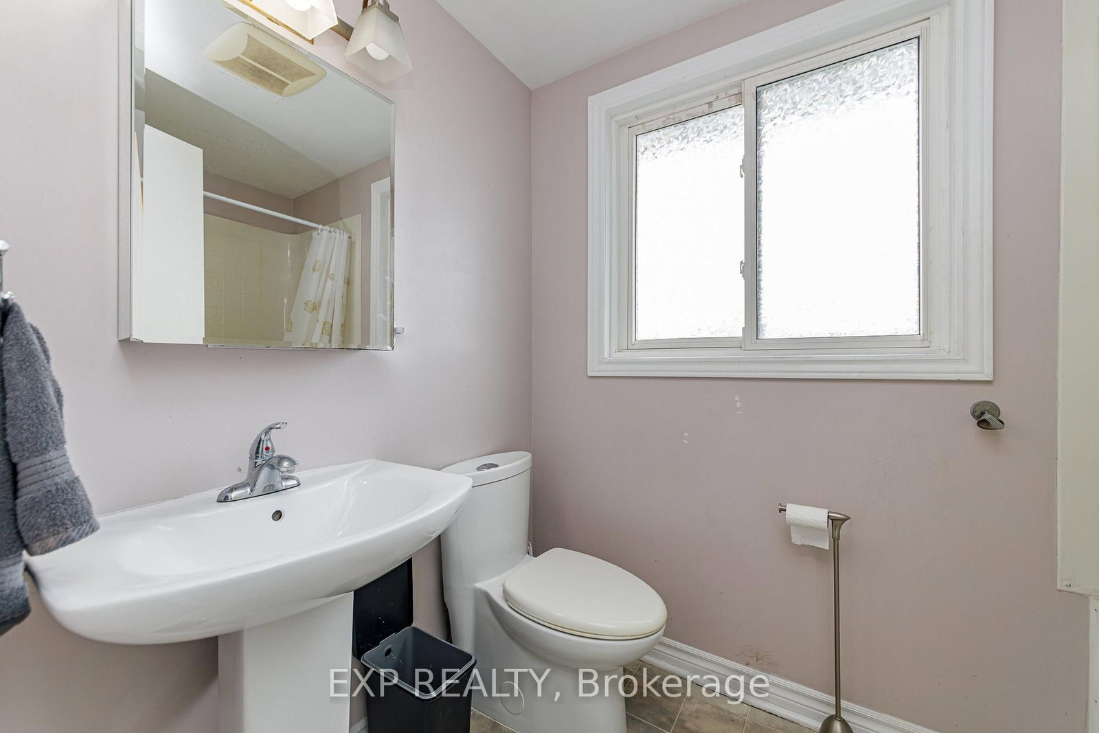 1480 Heatherington Road • #L • Ottawa, ON photo 18