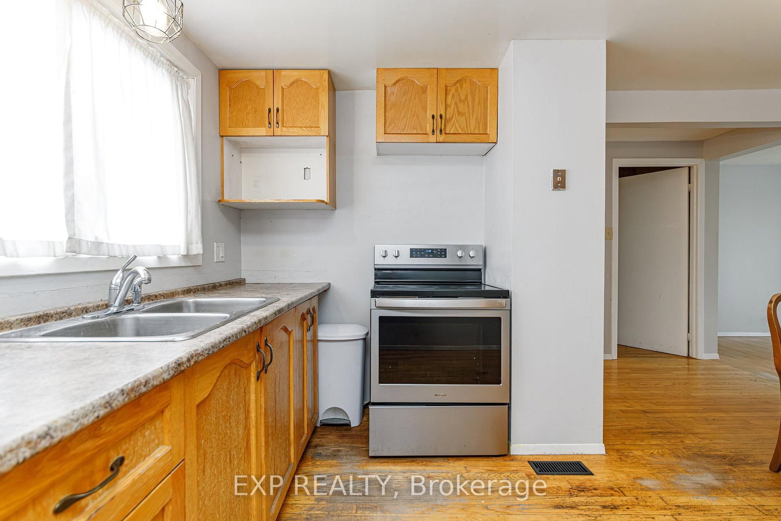 1480 Heatherington Road • #L • Ottawa, ON photo 6