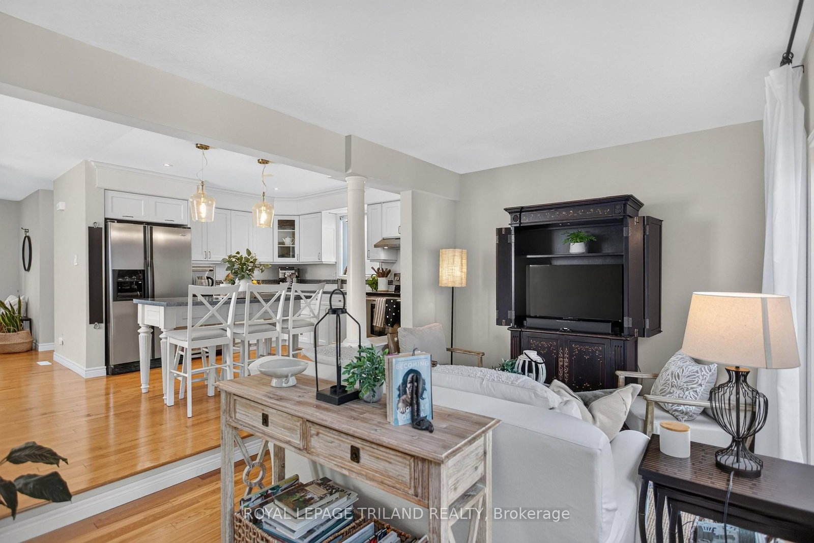 98 Rossmore Court • London South, ON photo 13