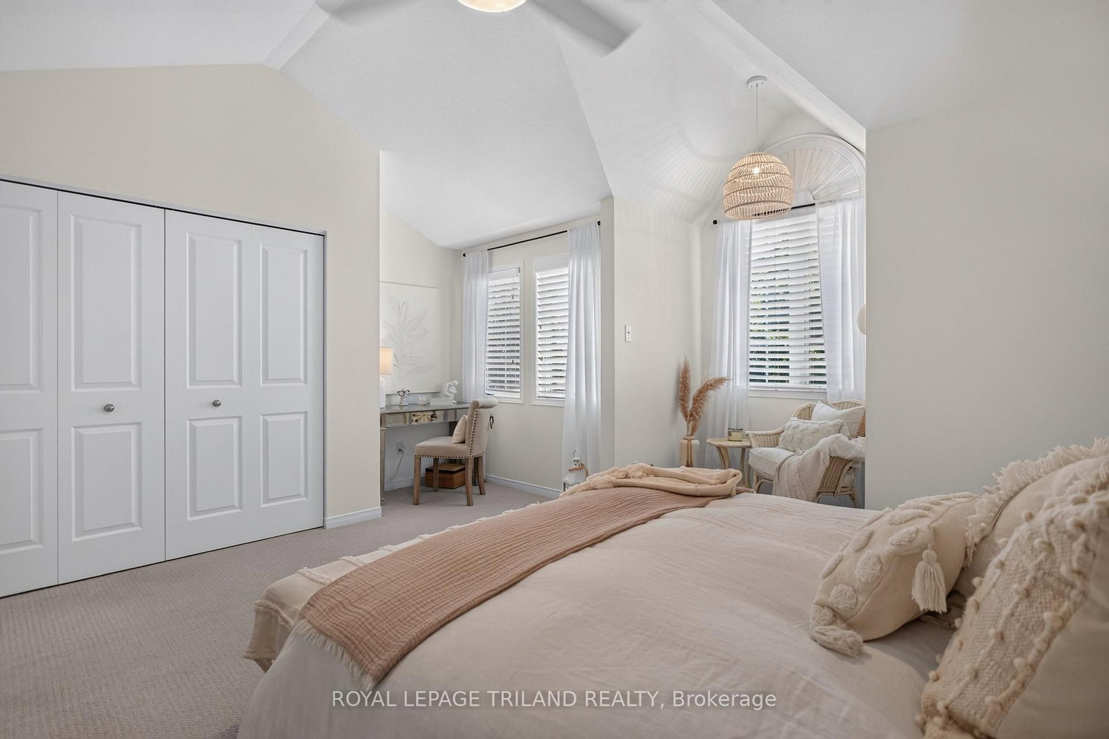 98 Rossmore Court • London South, ON photo 22