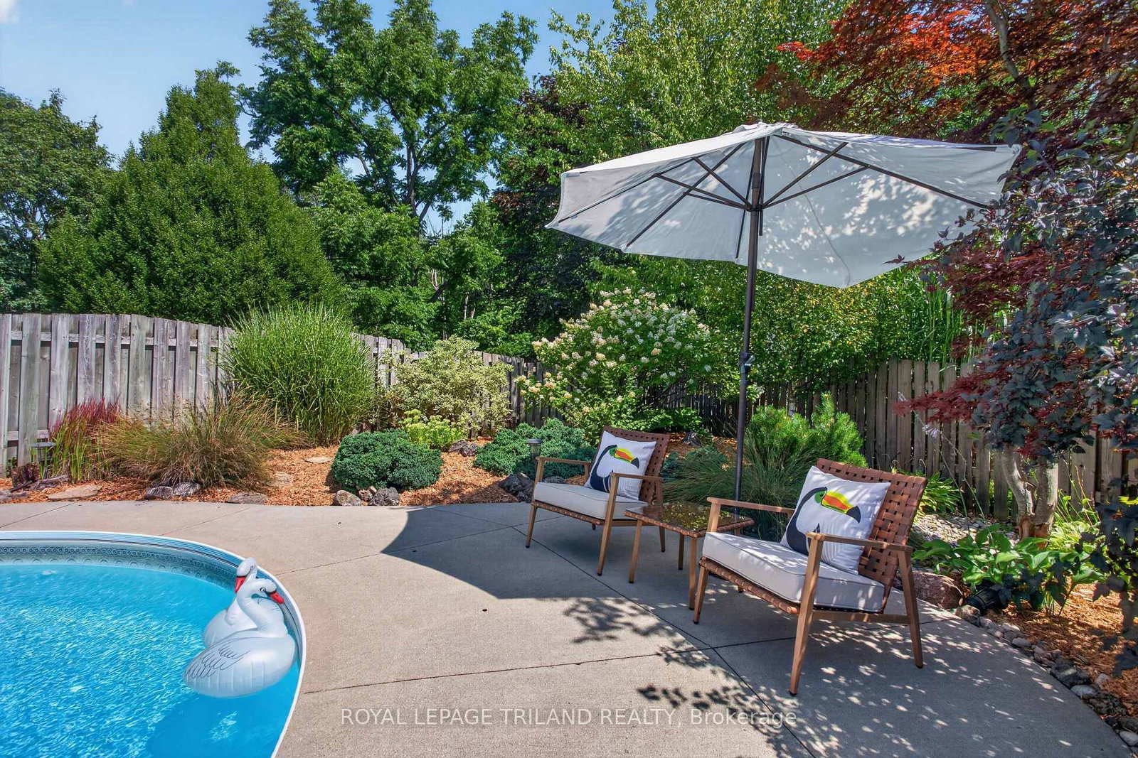 98 Rossmore Court • London South, ON photo 42