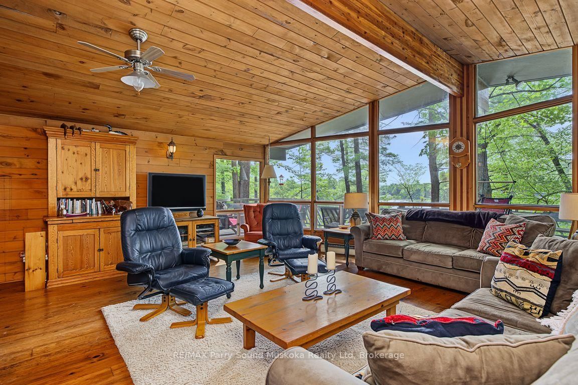 182 North Sandy Plains Road • Seguin, ON photo 13
