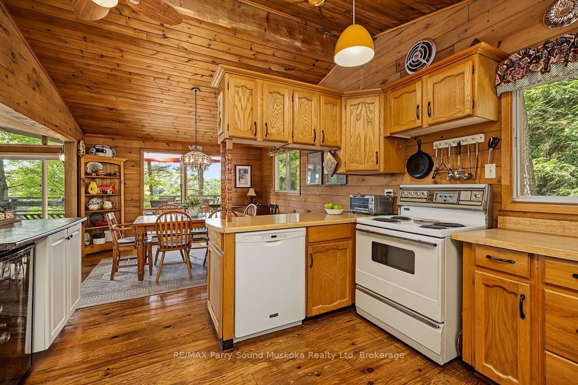 182 North Sandy Plains Road • Seguin, ON photo 21