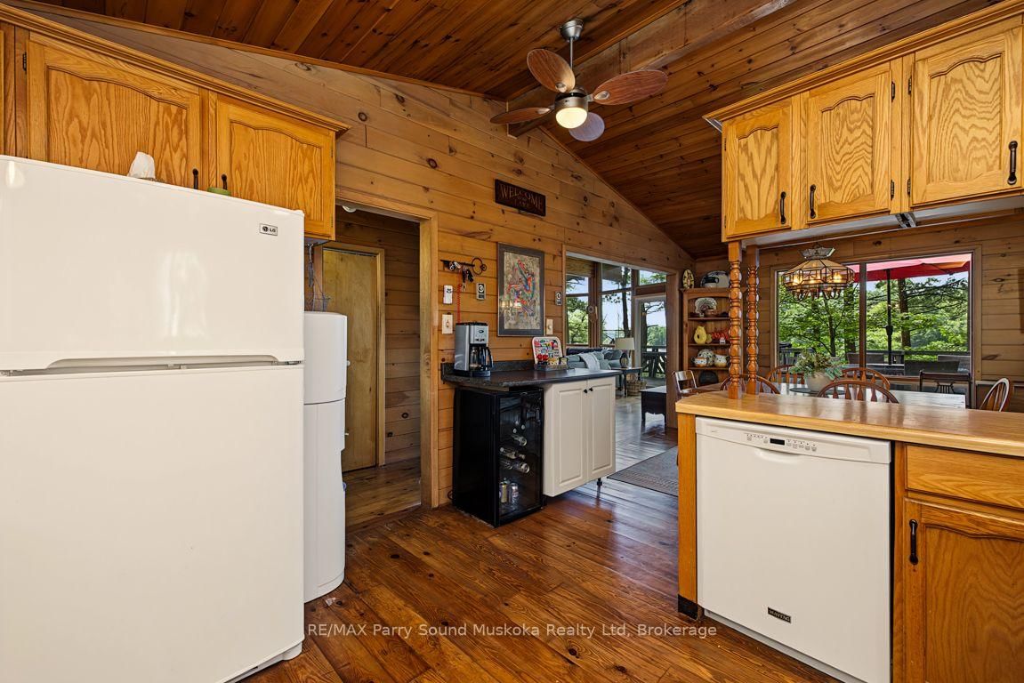 182 North Sandy Plains Road • Seguin, ON photo 22