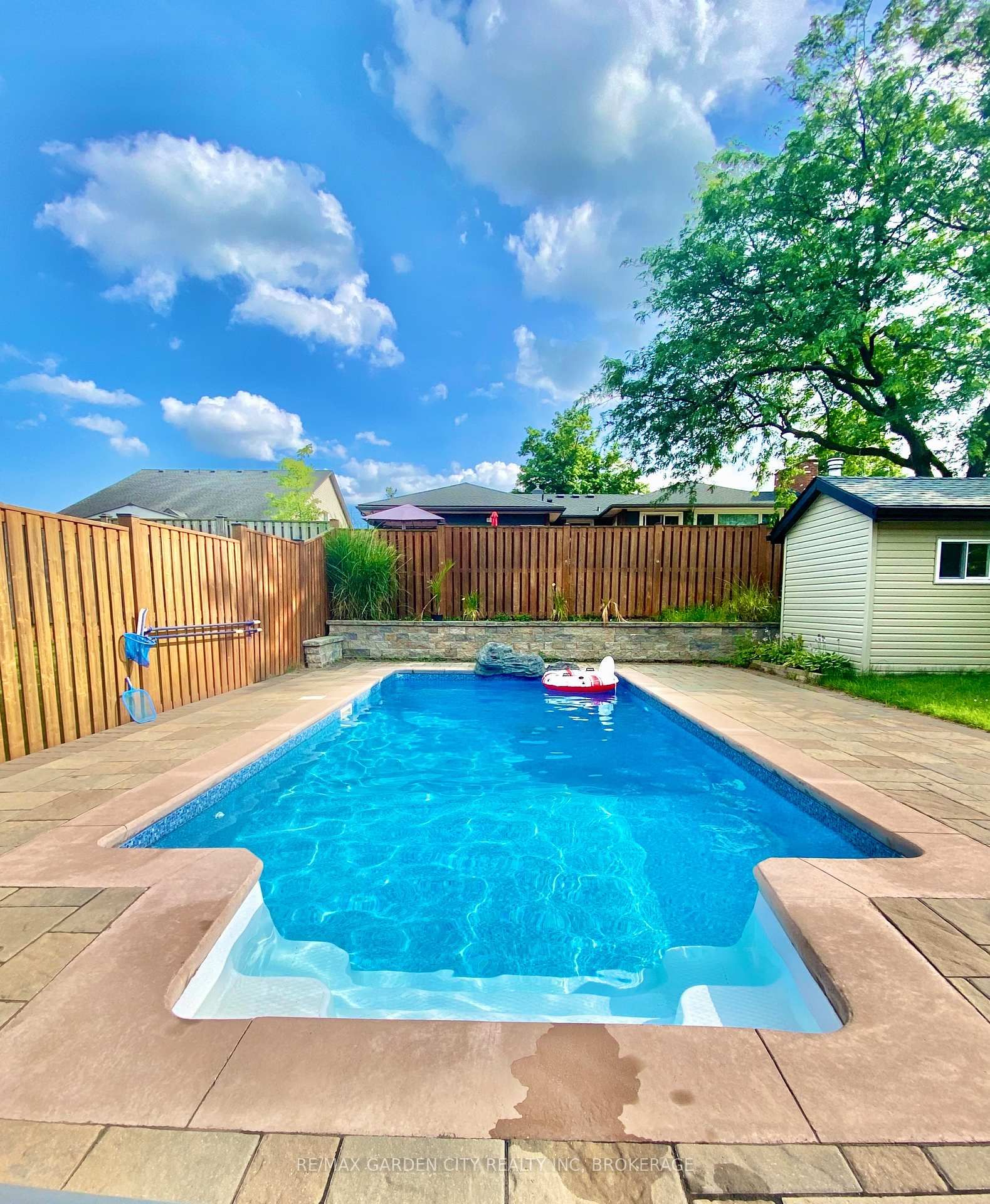 4022 Bush Crescent • Lincoln, ON photo 3