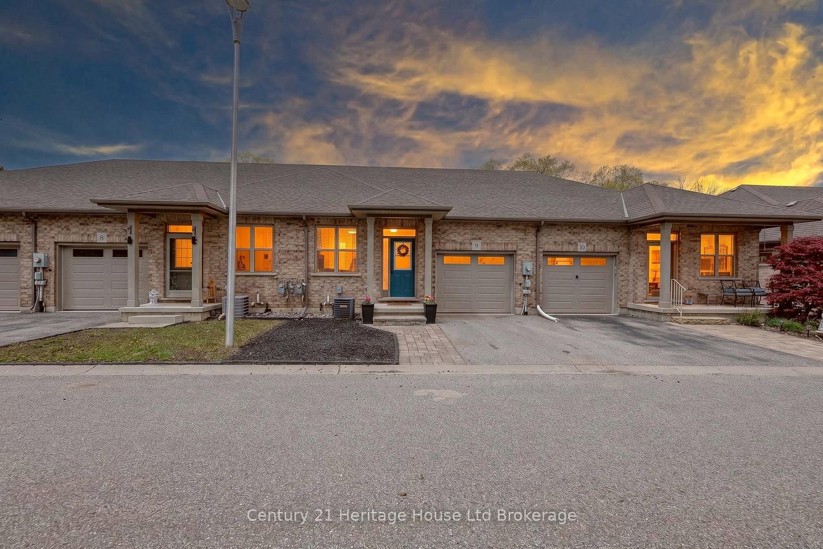 111 King Street E • #9 • Ingersoll, ON photo 1