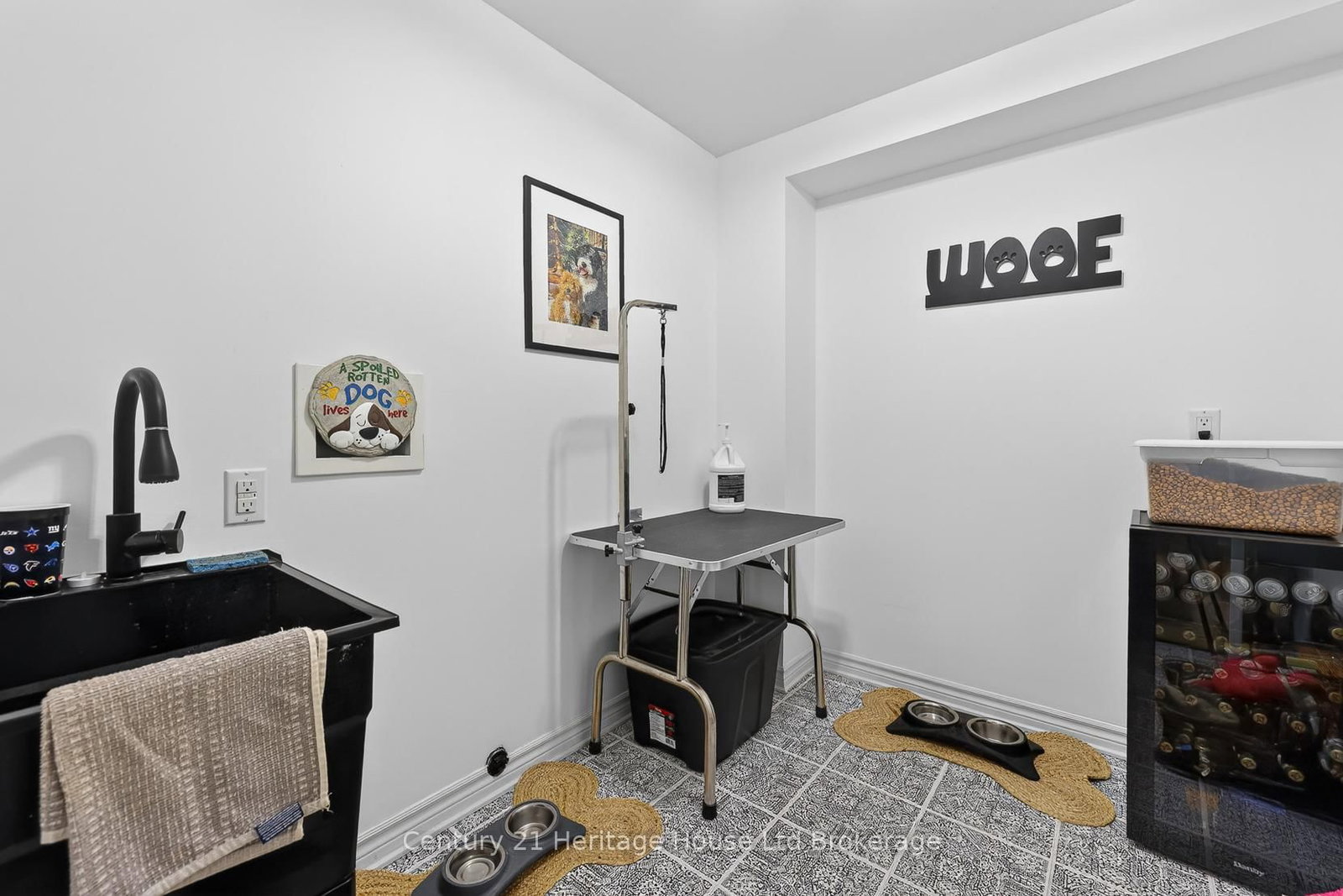 111 King Street E • #9 • Ingersoll, ON photo 22