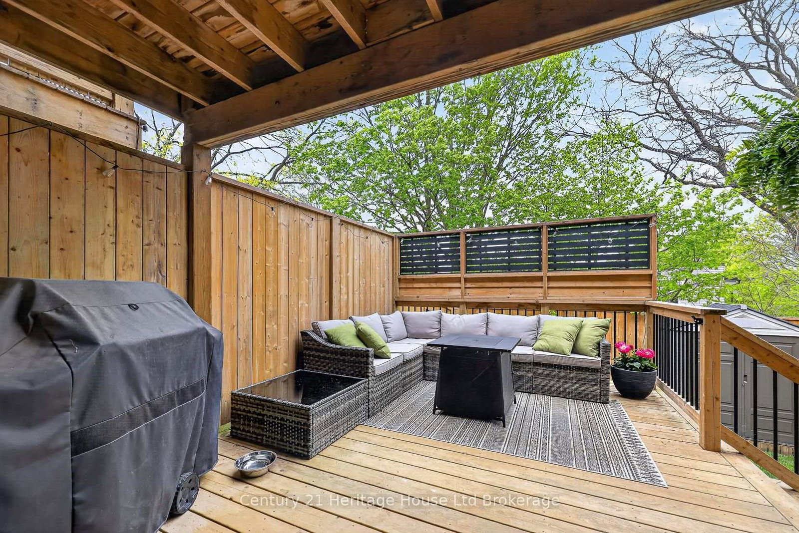 111 King Street E • #9 • Ingersoll, ON photo 24