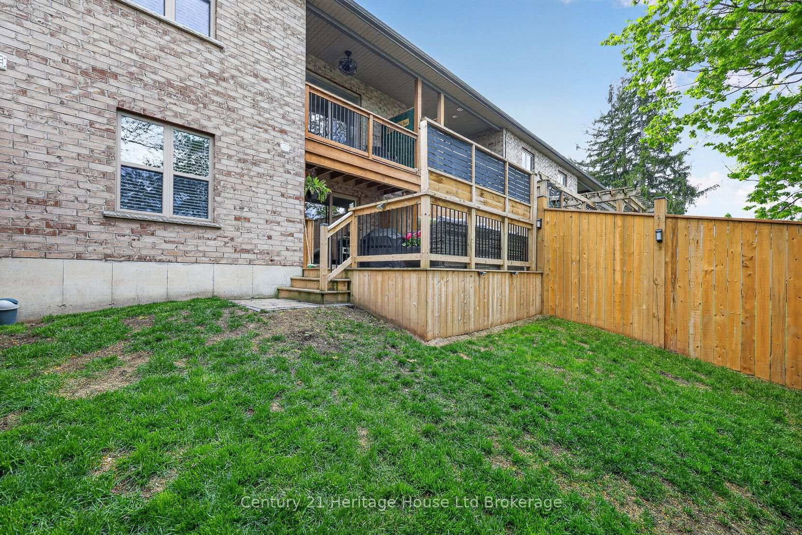 111 King Street E • #9 • Ingersoll, ON photo 26