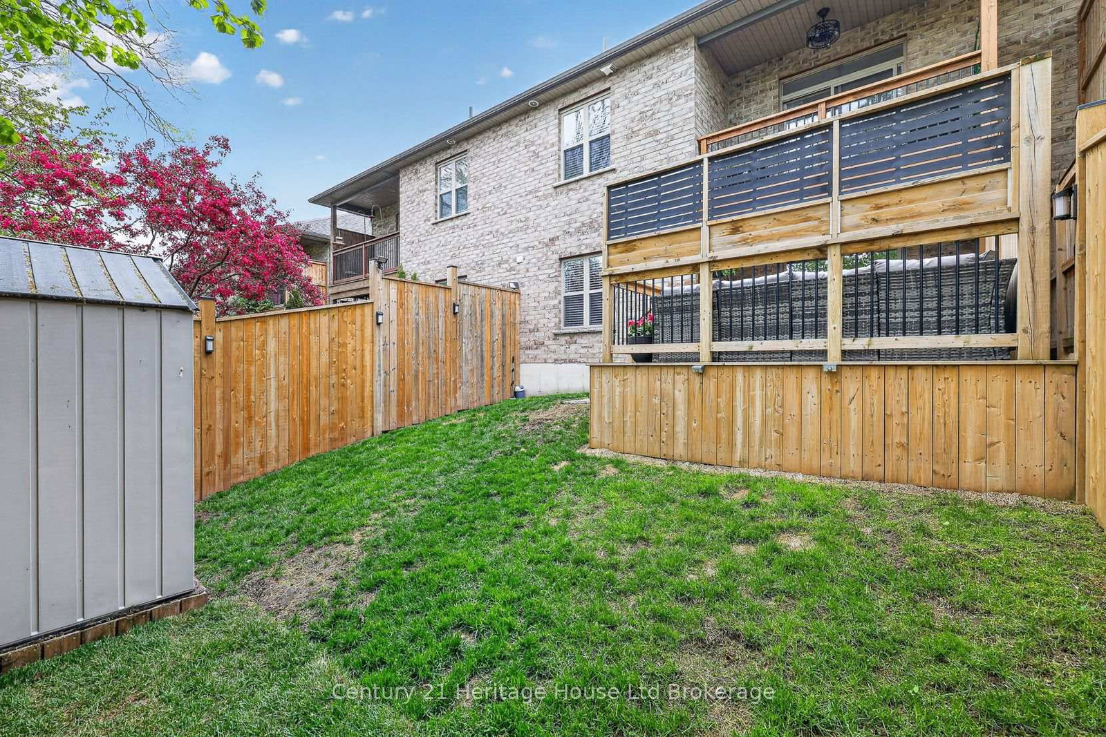 111 King Street E • #9 • Ingersoll, ON photo 27