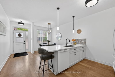 111 King Street E • #9 • Ingersoll, ON photo 3