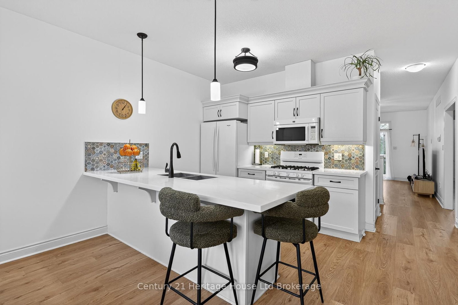 111 King Street E • #9 • Ingersoll, ON photo 6