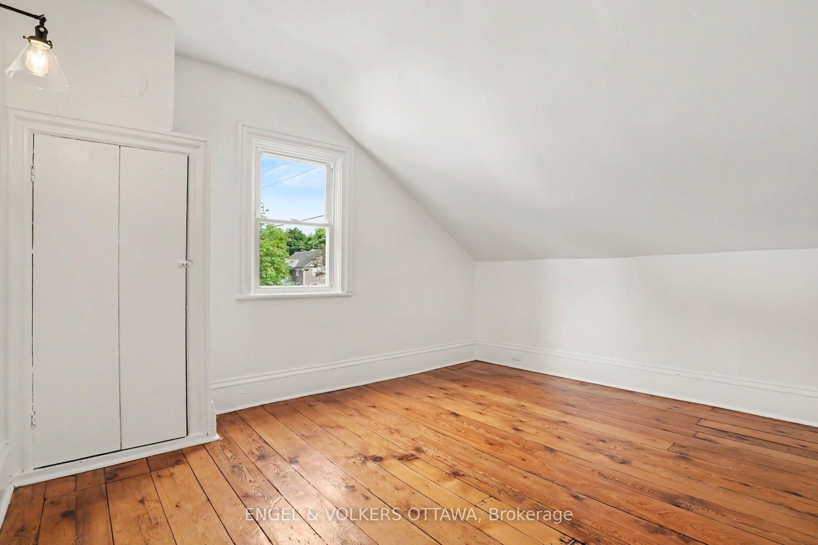 8169 Victoria Street • Metcalfe, ON photo 20