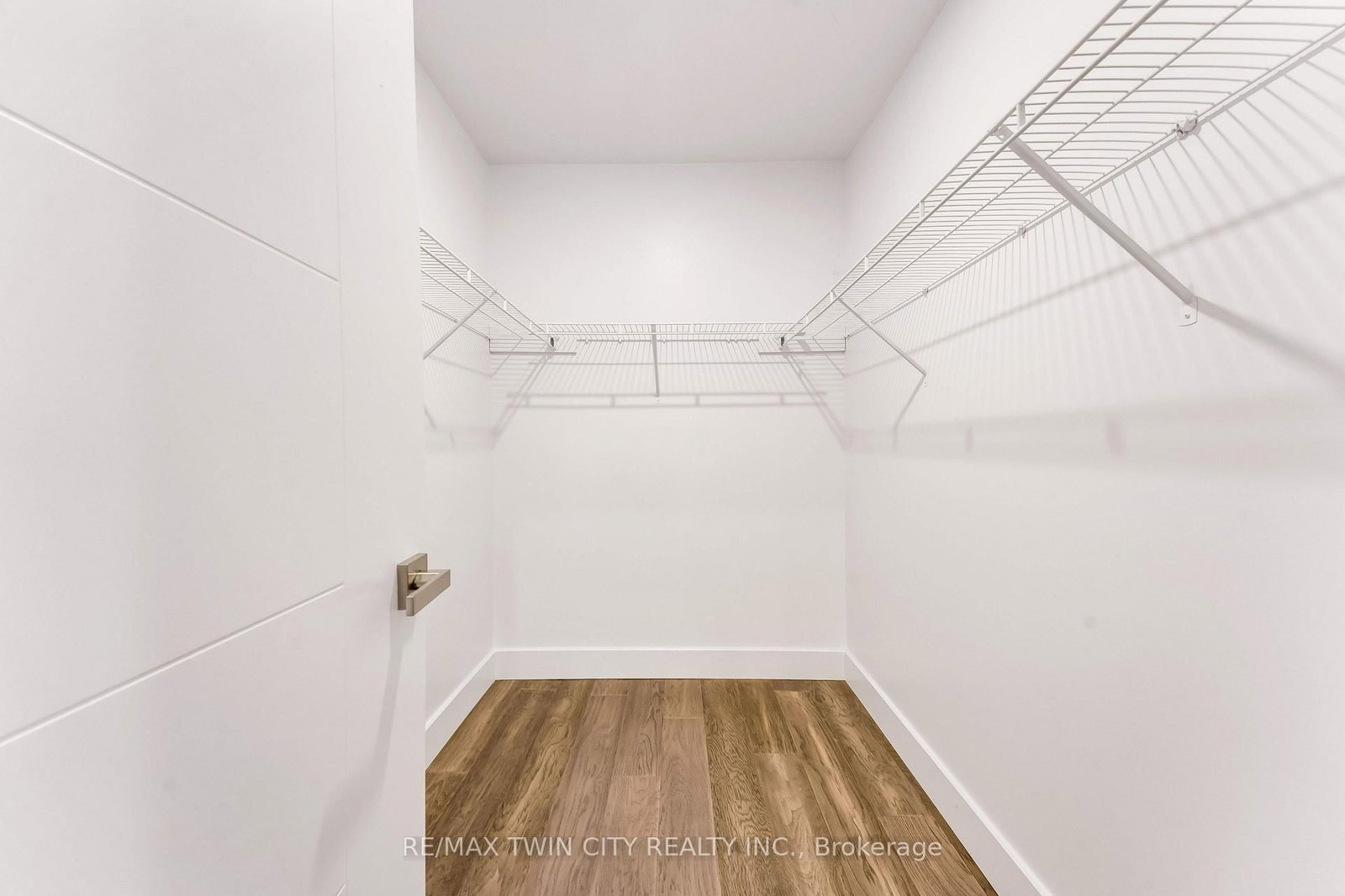 106 Kenneth Avenue • Kitchener, ON photo 23