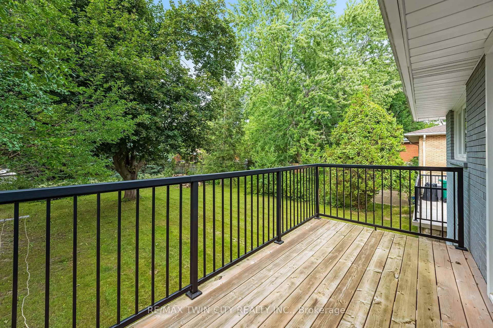 106 Kenneth Avenue • Kitchener, ON photo 24