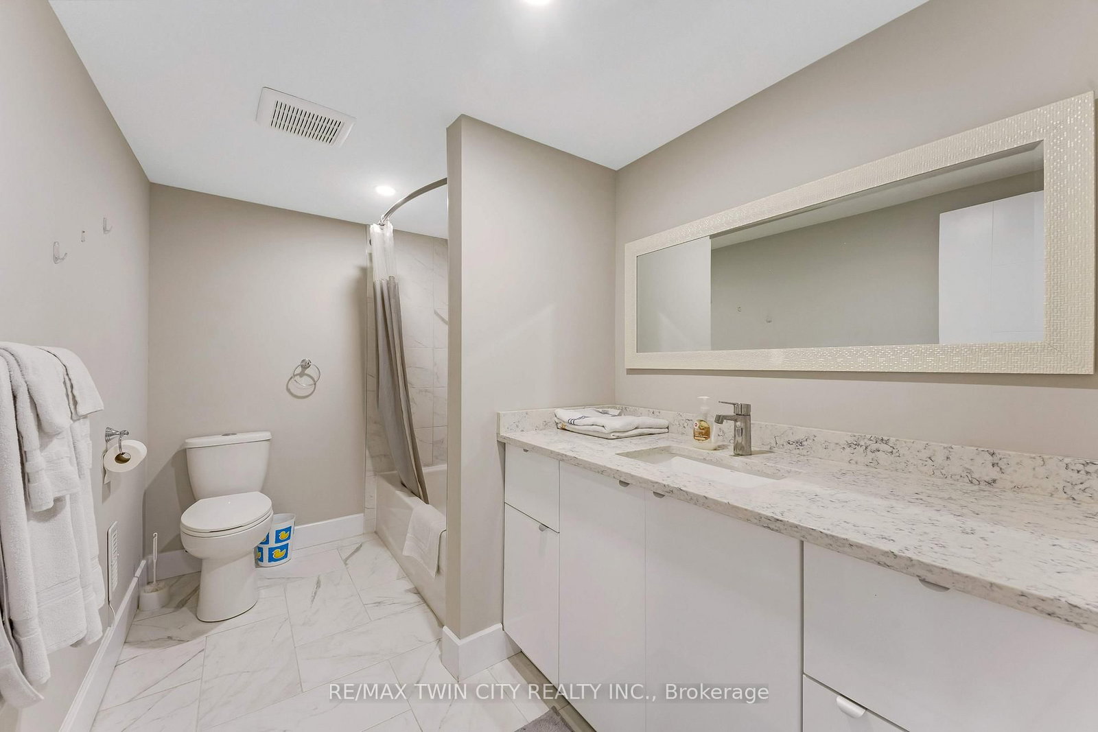 106 Kenneth Avenue • Kitchener, ON photo 31