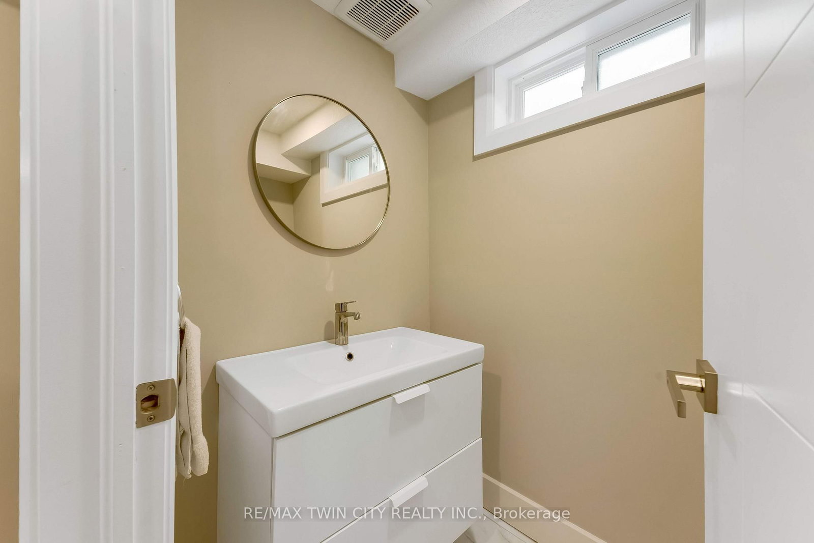 106 Kenneth Avenue • Kitchener, ON photo 35