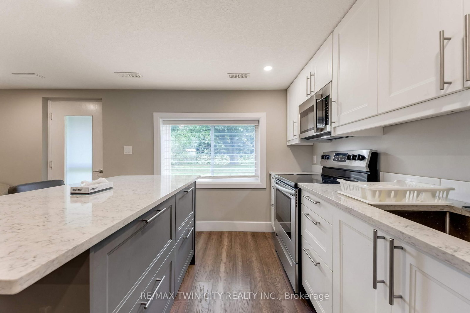106 Kenneth Avenue • Kitchener, ON photo 39