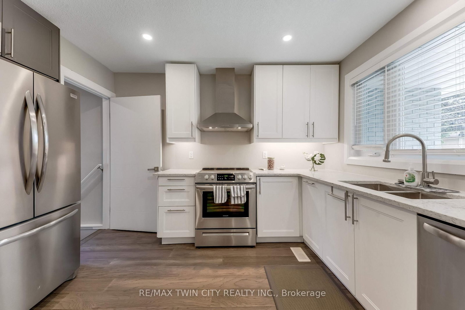106 Kenneth Avenue • Kitchener, ON photo 8