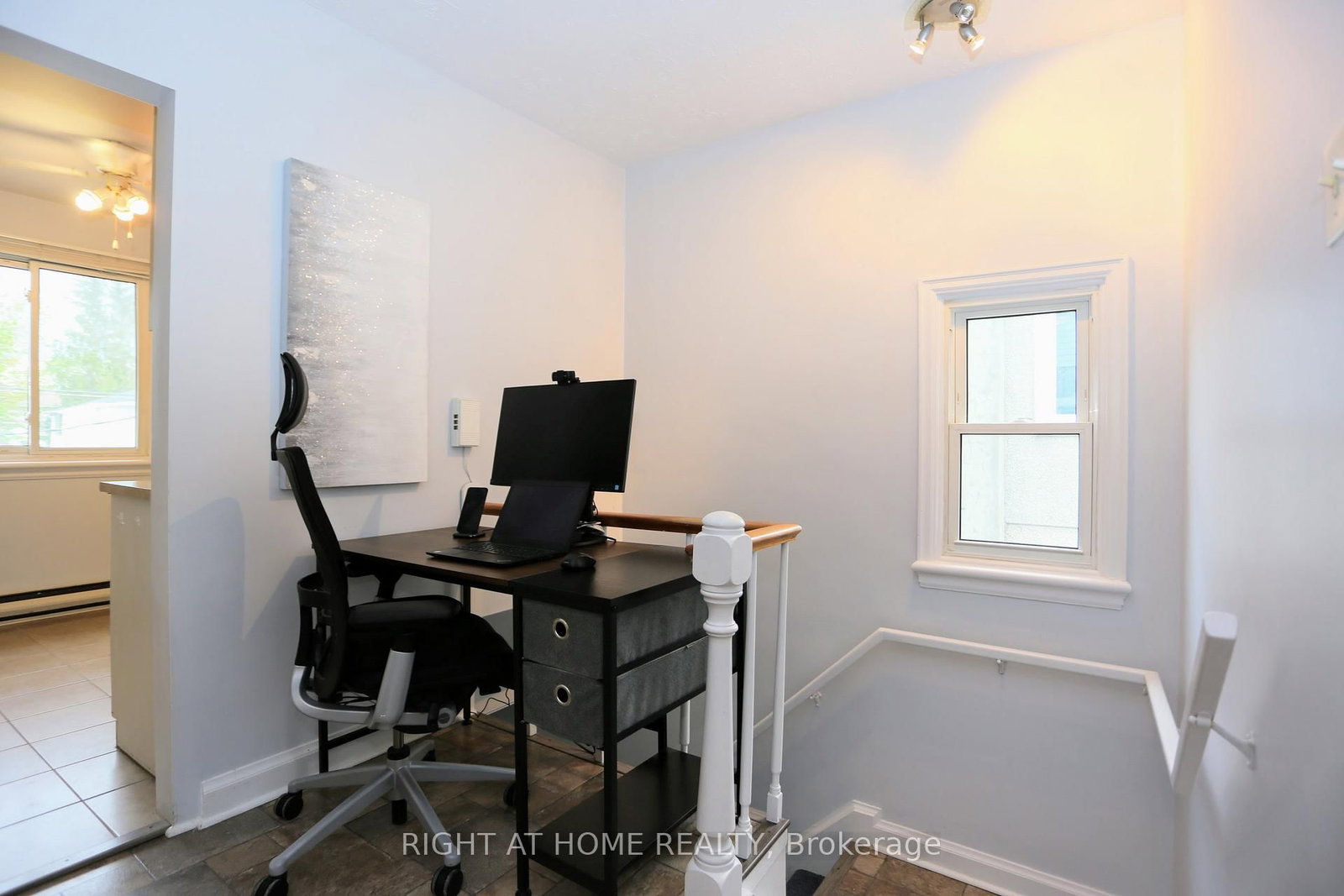 323 Levis Avenue • Ottawa, ON photo 12