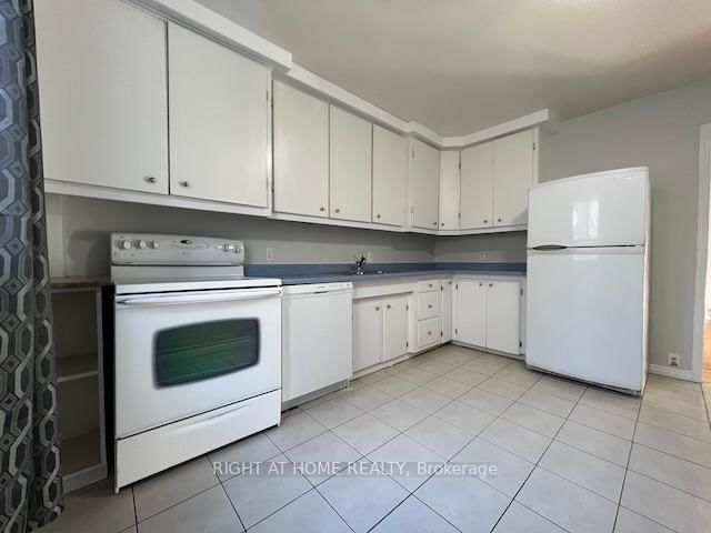 323 Levis Avenue • Ottawa, ON photo 19